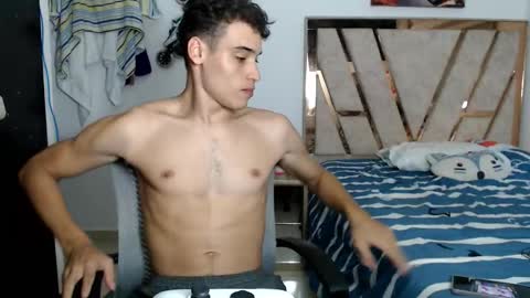 Snapshot of jbunny03 chatting on 02-04-26, 10:58 Lin online show from 02-04-26, 10:58