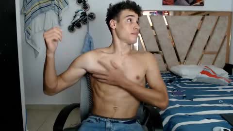 Snapshot of jbunny03 chatting on 02-06-26, 12:48 Lin online show from 02-06-26, 12:48