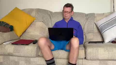 Snapshot of jcar57 chatting on 01-06-25, 11:40 Jon online show from 01-06-25, 11:40