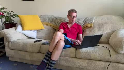 Snapshot of jcar57 chatting on 09-30-25, 02:00 Jon online show from 09-30-25, 02:00