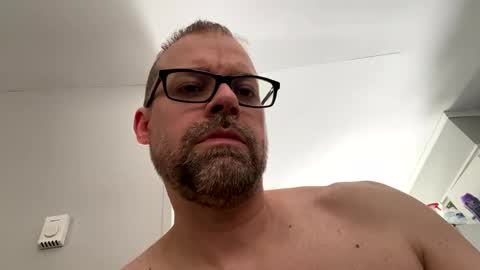 Snapshot of jcole0181 chatting on 02-28-26, 05:58 Ryan online show from 02-28-26, 05:58