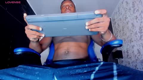 Snapshot of jd_thebaby chatting on 02-18-25, 12:28 jd thebaby online show from 02-18-25, 12:28