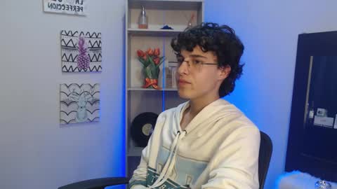 Snapshot of jeam_hot chatting on 01-17-25, 09:28 jeam_hot online show from 01-17-25, 09:28