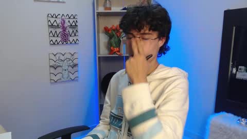 Snapshot of jeam_hot chatting on 01-18-25, 12:46 jeam_hot online show from 01-18-25, 12:46