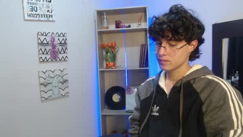 Snapshot of jeam_hot chatting on 01-28-25, 10:34 jeam_hot online show from 01-28-25, 10:34