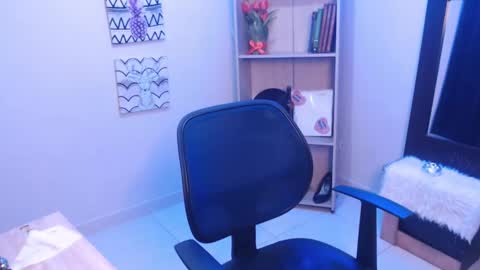 Snapshot of jeam_hot chatting on 02-03-25, 09:18 jeam_hot online show from 02-03-25, 09:18