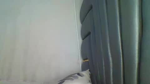 Snapshot of jeanbae4 chatting on 02-22-26, 06:17 jean online show from 02-22-26, 06:17