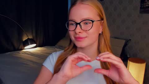 Jenny online show from 10-19-25, 07:20