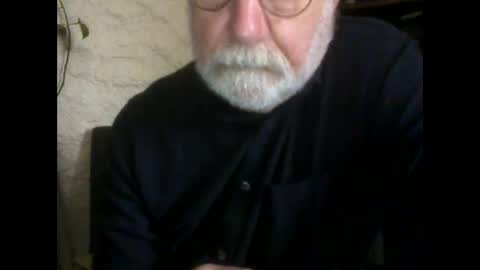 Snapshot of jeanmichel78 chatting on 12-17-25, 02:23 jeanmichel78 online show from 12-17-25, 02:23