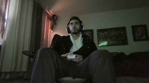 Snapshot of jeanpierbello7 chatting on 12-22-24, 12:27 jean pier bello Silva online show from 12-22-24, 12:27