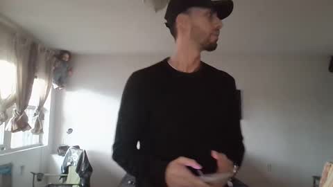 Snapshot of jeanpierbello7 chatting on 12-30-24, 08:15 jean pier bello Silva online show from 12-30-24, 08:15