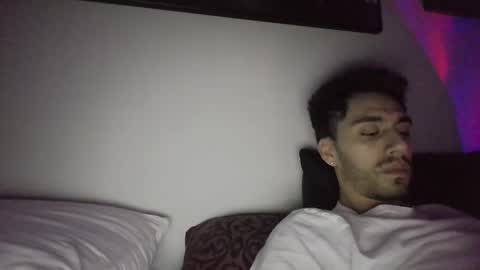 Snapshot of jeanpierbello7 chatting on 02-01-25, 11:21 jean pier bello Silva online show from 02-01-25, 11:21