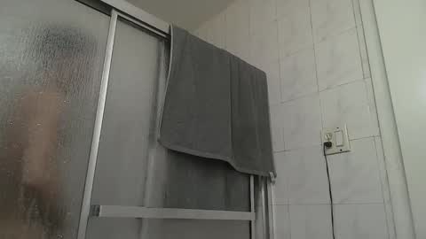 Snapshot of jeanpierbello7 chatting on 02-04-25, 04:15 jean pier bello Silva online show from 02-04-25, 04:15