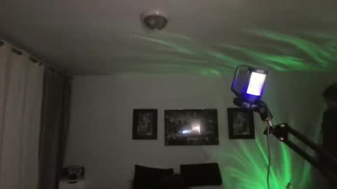 Snapshot of jeanpierbello7 chatting on 02-10-25, 11:23 jean pier bello Silva online show from 02-10-25, 11:23