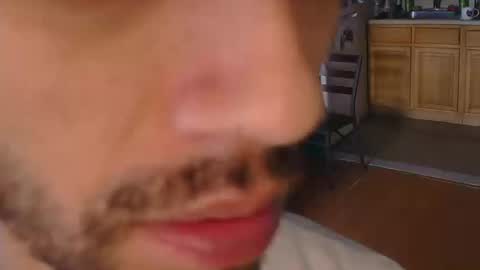 Snapshot of jeanpierbello7 chatting on 10-10-25, 04:50 jean pier bello Silva online show from 10-10-25, 04:50