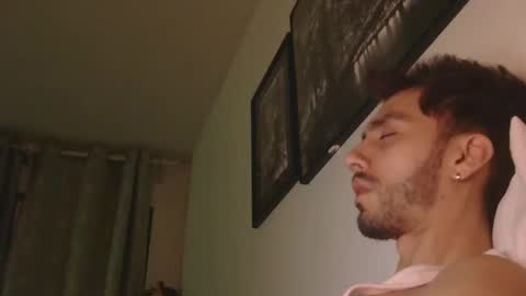 Snapshot of jeanpierbello7 chatting on 02-25-26, 01:37 jean pier bello Silva online show from 02-25-26, 01:37