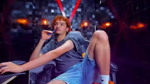 Snapshot of jeantompson chatting on 02-25-26, 07:45 Juan Tompson online show from 02-25-26, 07:45