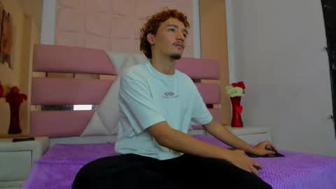 Snapshot of jeantompson chatting on 02-26-26, 12:48 Juan Tompson online show from 02-26-26, 12:48