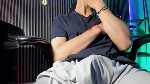 Jeff  online show from 12-20-25, 01:29