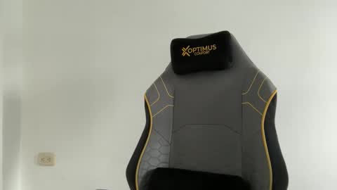 Jeff and Mugi  Independent model online show from 04-14-26, 02:45