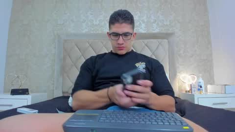 Snapshot of jeffdaltton chatting on 01-13-25, 12:45 Jeff online show from 01-13-25, 12:45