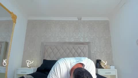 Snapshot of jeffdaltton chatting on 02-06-25, 01:10 Jeff online show from 02-06-25, 01:10