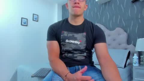 Snapshot of jeffdaltton chatting on 02-07-25, 10:19 Jeff online show from 02-07-25, 10:19