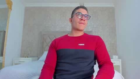 Snapshot of jeffdaltton chatting on 02-11-25, 05:07 Jeff online show from 02-11-25, 05:07