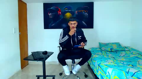 jeffer21_hot online show from 01-25-25, 04:02