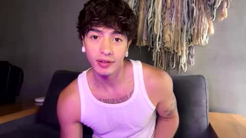 Snapshot of jeffreycoen chatting on 10-24-25, 05:42 Jeffrey online show from 10-24-25, 05:42