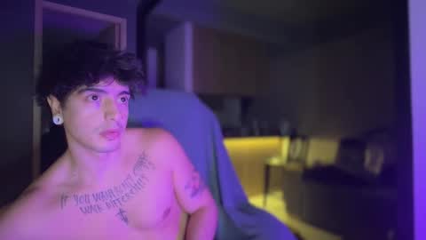 Snapshot of jeffreycoen chatting on 10-27-25, 02:26 Jeffrey online show from 10-27-25, 02:26