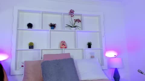 Jehn online show from 09-27-25, 01:27