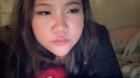 Snapshot of jellyblush chatting on 09-26-25, 02:32 - online show from 09-26-25, 02:32