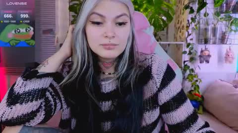 Jelya online show from 10-31-25, 12:50