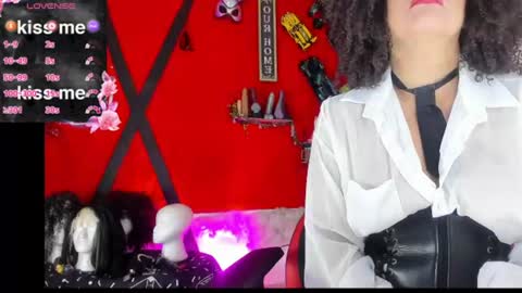 Snapshot of jena_rosse chatting on 06-25-26, 10:31 jena_rosse online show from 06-25-26, 10:31