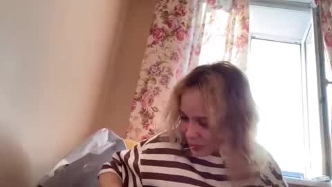 Jessica online show from 03-25-26, 07:58