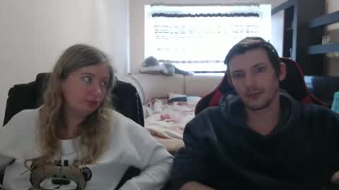 JenisAndPeter online show from 03-09-25, 12:53