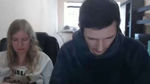 JenisAndPeter online show from 03-10-25, 10:04