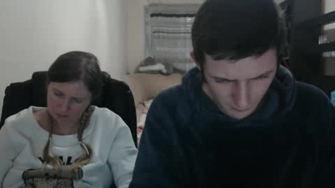 JenisAndPeter online show from 03-10-25, 06:01