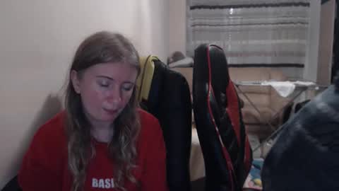 JenisAndPeter online show from 11-29-25, 09:07