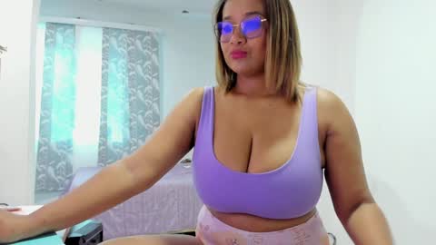 jenn online show from 01-23-25, 02:39