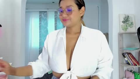 jenn online show from 03-05-25, 02:01