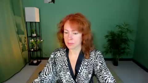 Snapshot of jennali1 chatting on 06-26-26, 04:06 Jenna online show from 06-26-26, 04:06
