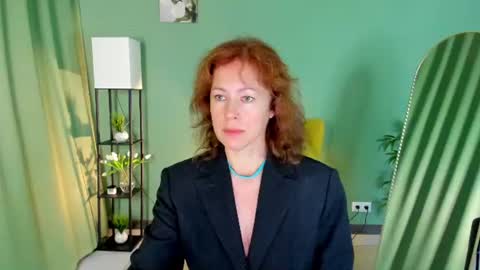 Snapshot of jennali1 chatting on 06-29-26, 10:15 Jenna online show from 06-29-26, 10:15