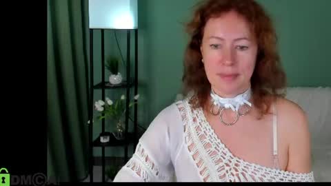 Snapshot of jennali1 chatting on 07-11-26, 04:04 Jenna online show from 07-11-26, 04:04