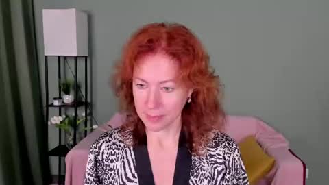 Snapshot of jennali1 chatting on 07-24-26, 04:10 Jenna online show from 07-24-26, 04:10