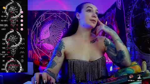 Snapshot of jennalovvee chatting on 12-05-24, 08:33 Mrs. Jenna online show from 12-05-24, 08:33