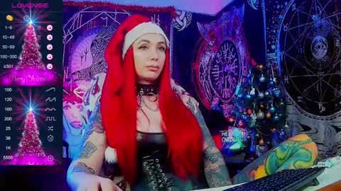 Snapshot of jennalovvee chatting on 12-18-24, 02:10 Mrs. Jenna online show from 12-18-24, 02:10