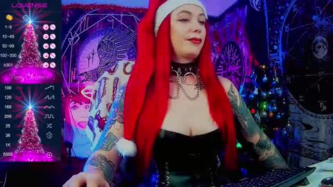 Snapshot of jennalovvee chatting on 12-21-24, 12:53 Mrs. Jenna online show from 12-21-24, 12:53
