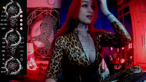 Snapshot of jennalovvee chatting on 02-28-25, 01:15 Mrs. Jenna online show from 02-28-25, 01:15